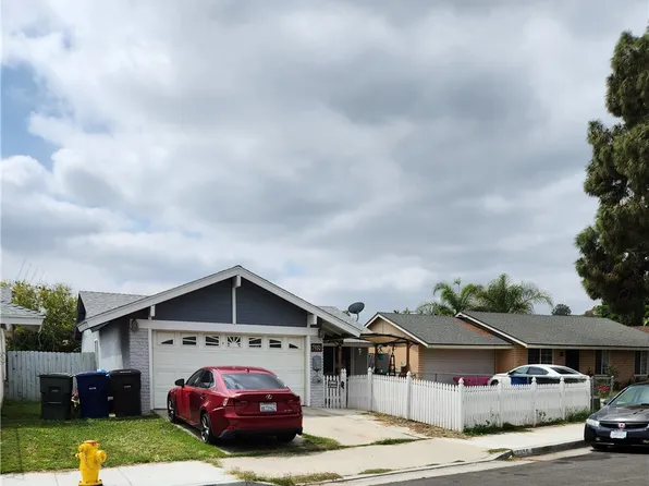 7950 Temecula Pl, Riverside, CA 92503