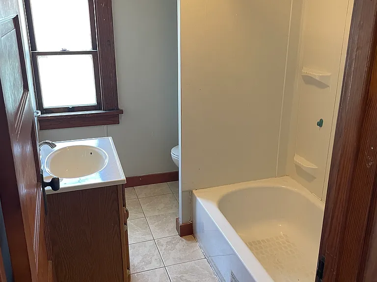 212 Hendricks St #2 — Photo 8