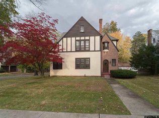 219 S Main Ave, Albany, NY 12208