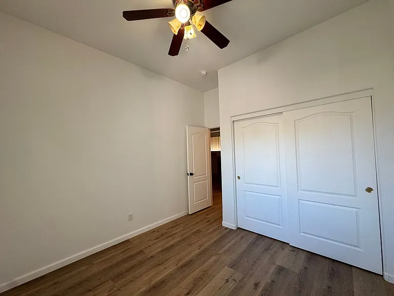 2772 Broadmoor Dr — Photo 23