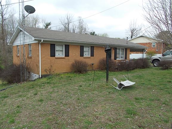 2nd image of 144 McConnell Dr