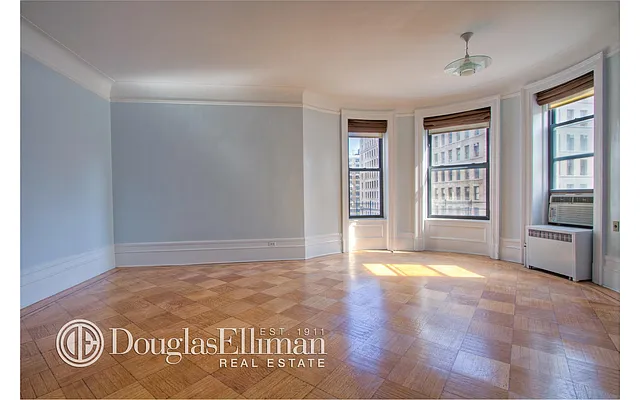 Rented by Douglas Elliman | media 22