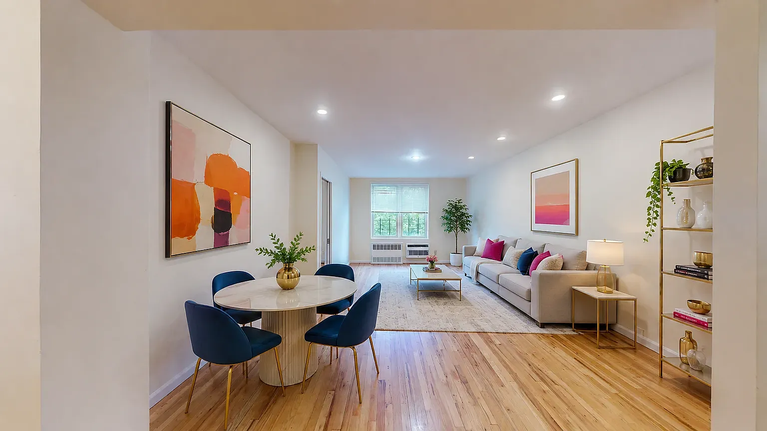245-10 Grand Central Parkway — Photo 1