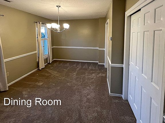 3rd image of 3227 D Regents Park Ln