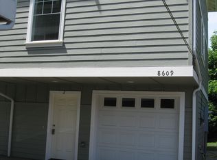 8609 23rd Ave NE, Seattle, WA 98115