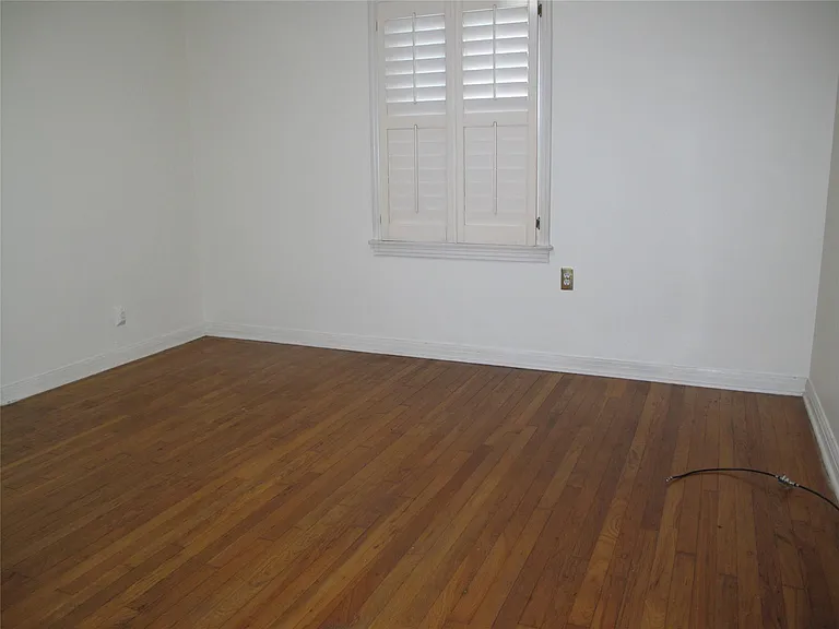 5125 Locust St — Photo 8
