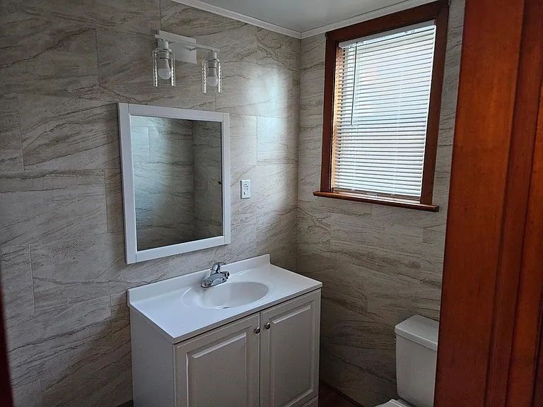 19 York St #19 — Photo 12