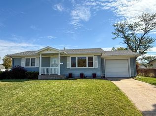 420 E St, Smith Center, KS 66967