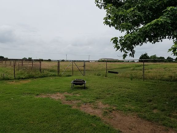Back Yard-fenced