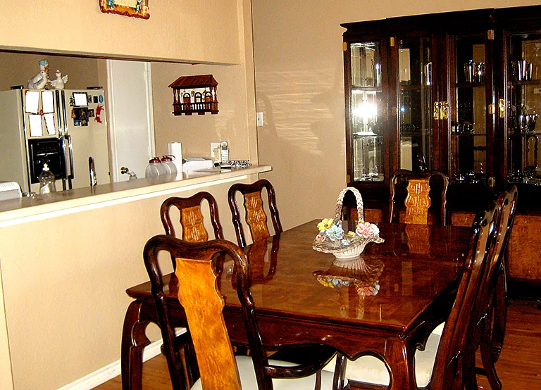 2406 High Hollow Dr — Photo 3