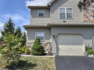 106 Kristy Ln, Harrisburg, PA 17111