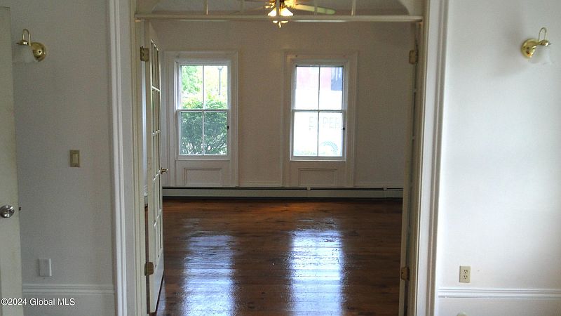 2nd image of 511 6th Avenue