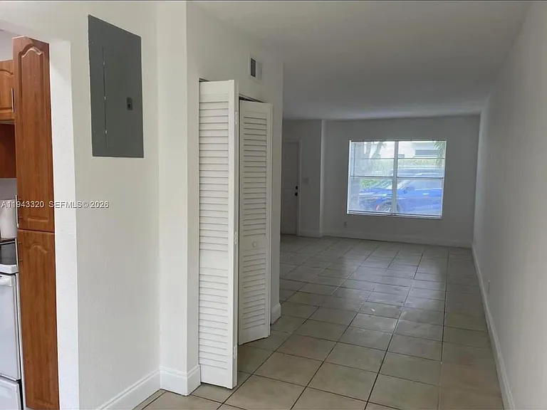 845 NW 46th Ave — Photo 4
