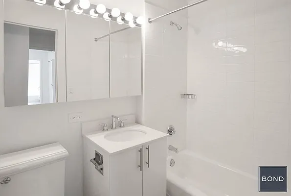 Rented by Bond New York | media 7