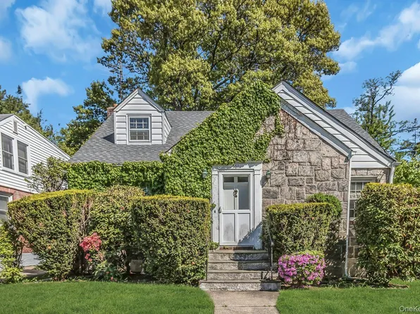 461 Madison Avenue, West Hempstead, NY 11552