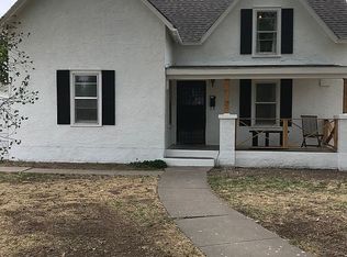 604 25th St, Canyon, TX 79015