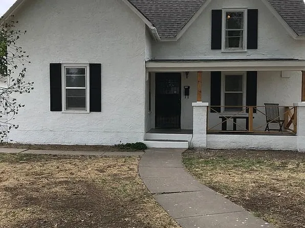 604 25th St, Canyon, TX 79015