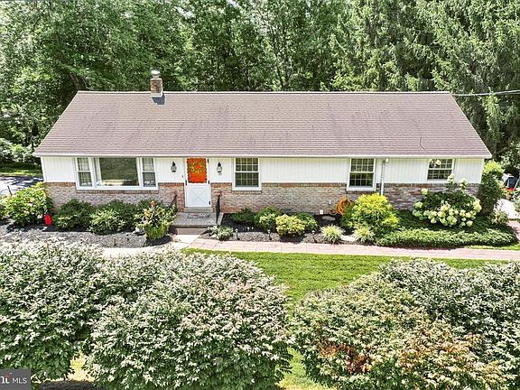 5th image of 100 Ivyside Dr
