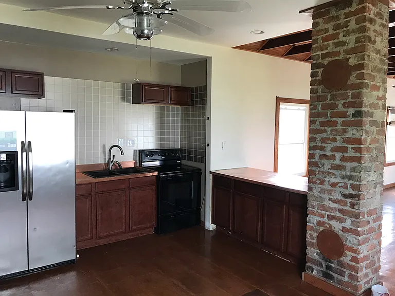 2515 Eagle St — Photo 11