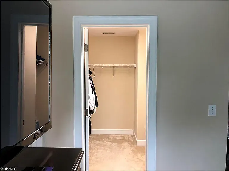 4031 Canterwood Dr — Photo 17