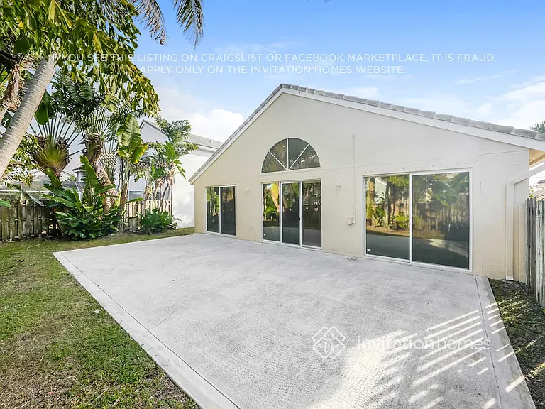 7699 Thornlee Dr — Photo 15