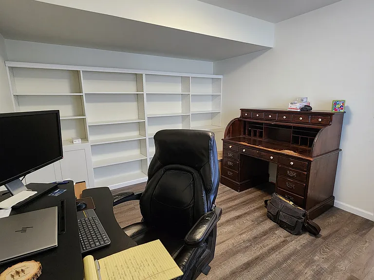 4736 Laurelglen Ln — Photo 41