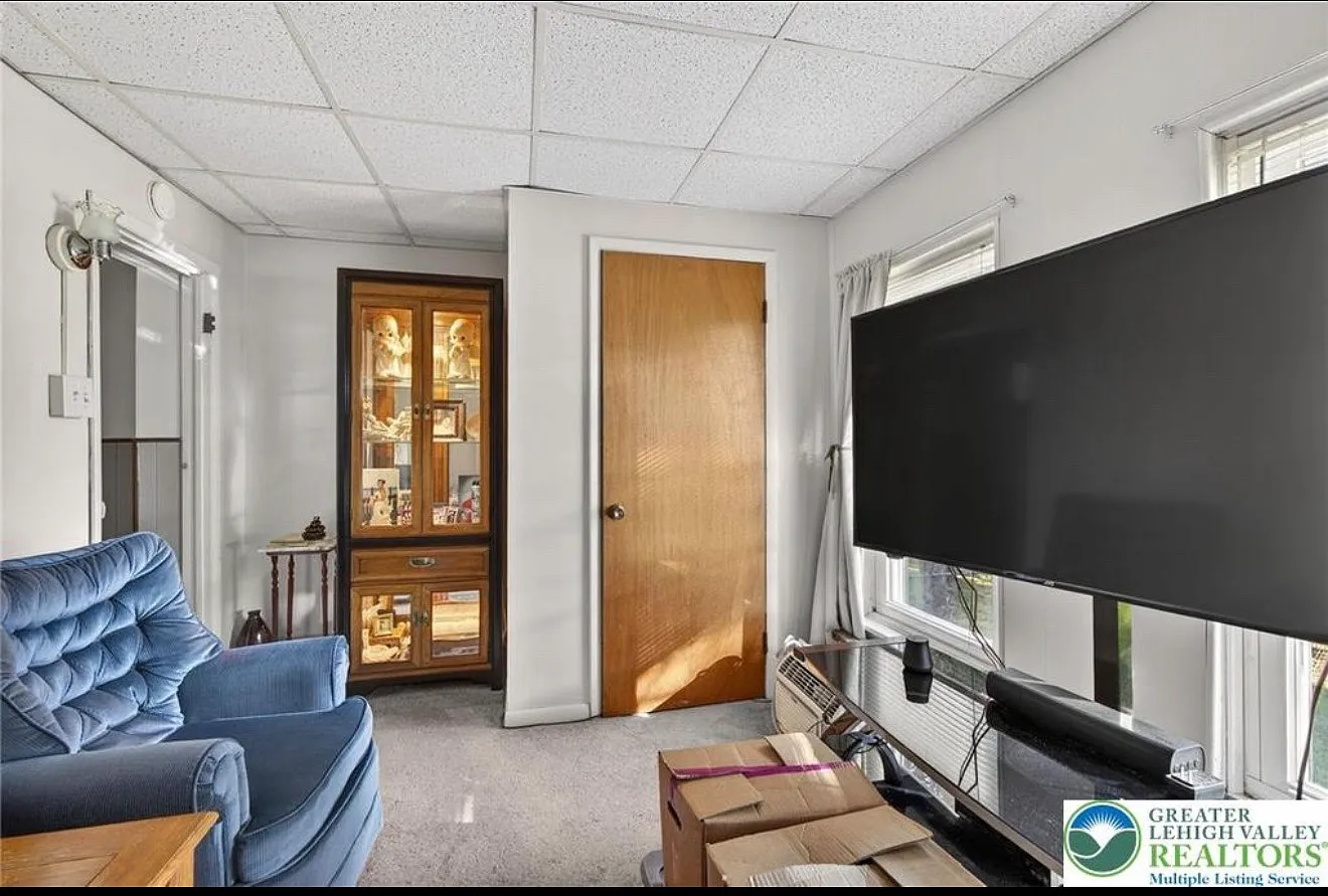 1 bed, 850 sqft, $1,400 — Photo 3