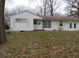 5308 Flint St, Shawnee, KS 66203