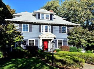 166 Willow Rd, Nahant, MA 01908