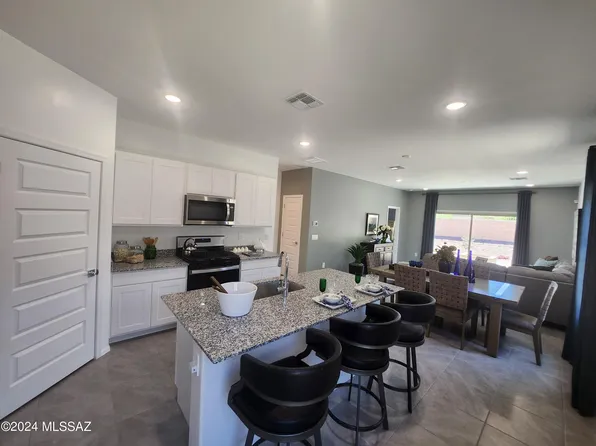 9324 W Huisache Trl, Marana, AZ 85653