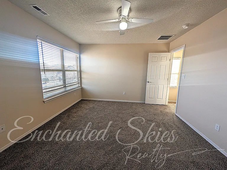 7905 Sierra Altos Pl NW — Photo 18