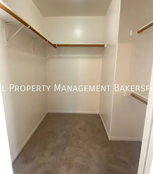 10720 Alexander Falls Ave — Photo 11