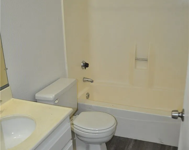 11458 Loma Linda Dr — Photo 13