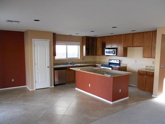 3rd image of 25542 W Lynne Ln