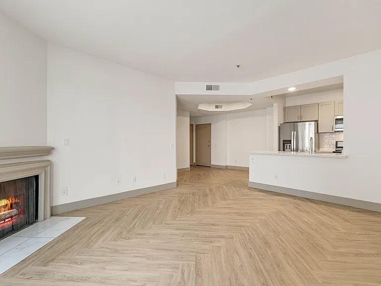 Veda Luxury Apartments — Photo 40