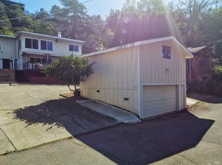 11485 Lakeshore Dr, Clearlake, CA