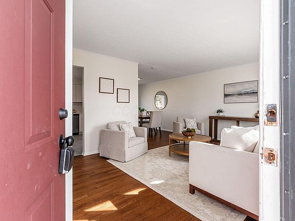 5th image of 3390 Norwalk Rd