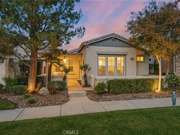 215 Firestone Ln, Hemet, CA 92545