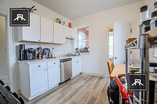 22 Glenville Ave #3 Photo 1