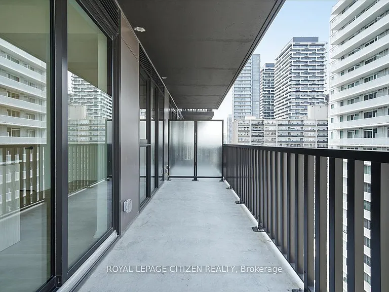109 Erskine Ave #1602 — Photo 34