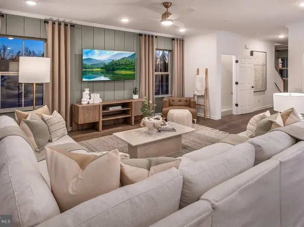 605 Liberty Ridge Rd, Horsham, PA 19044