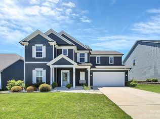 8829 Gladden Hill Ln, Fort Mill, SC 29715