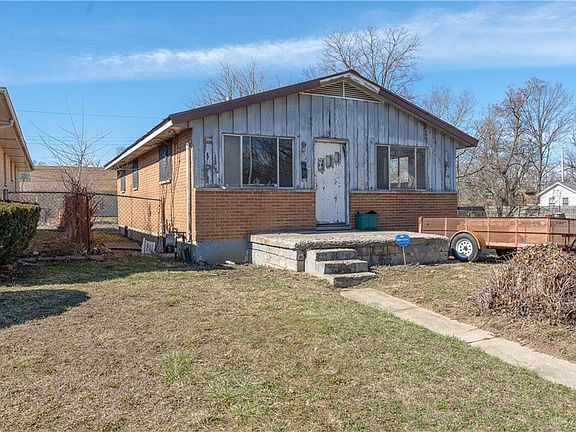 3rd image of 53 Malden Ave