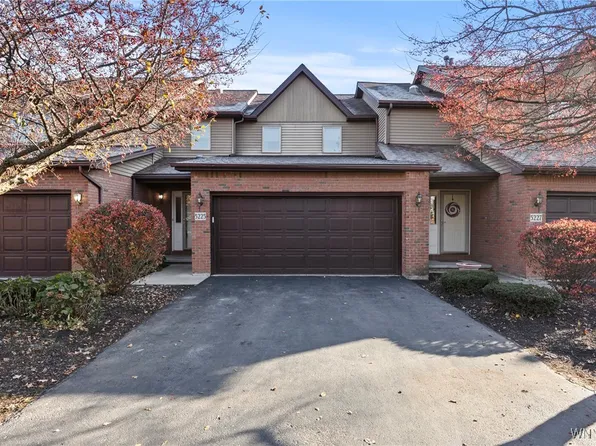 5225 Bridle Path Ln, Lewiston, NY 14092