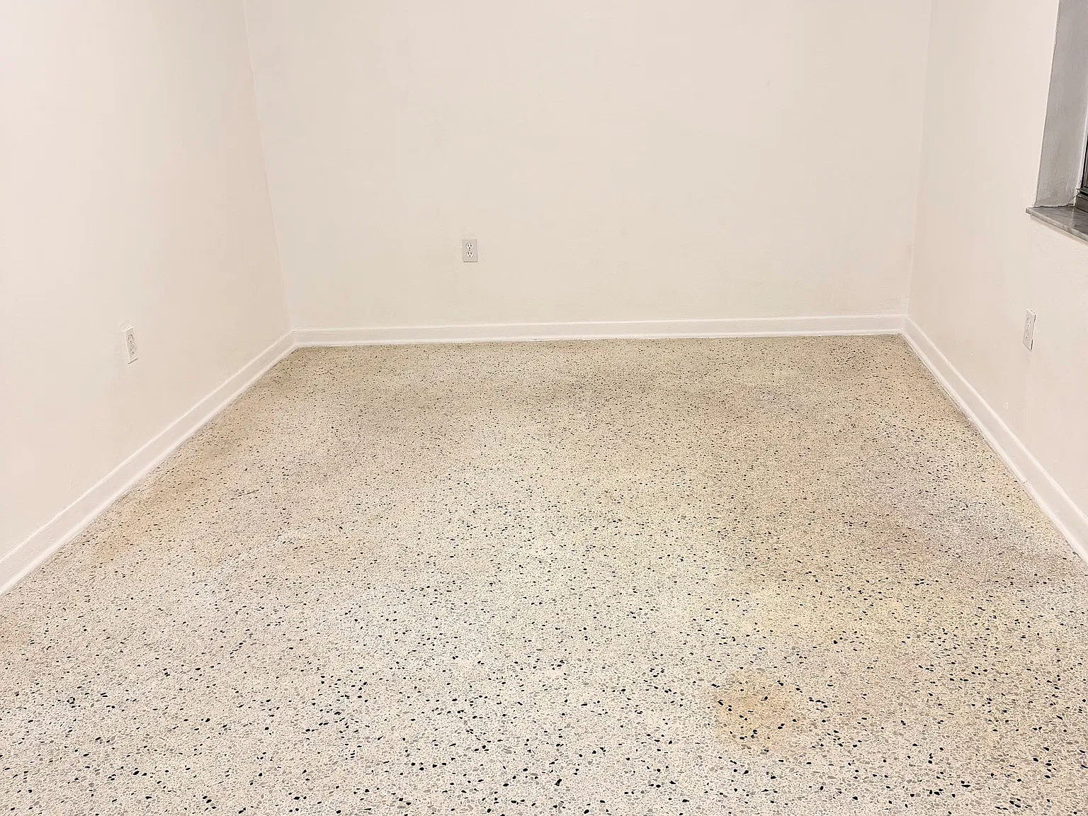 1 bed, $1,600 — Photo 2