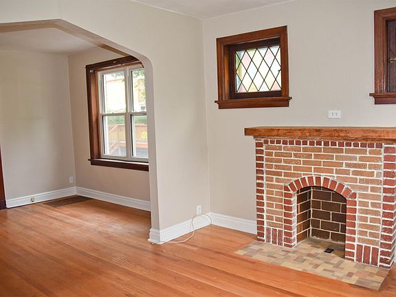 5th image of 9311 Sterling Pl