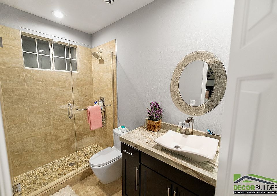 1st image of 3854 Windansea St