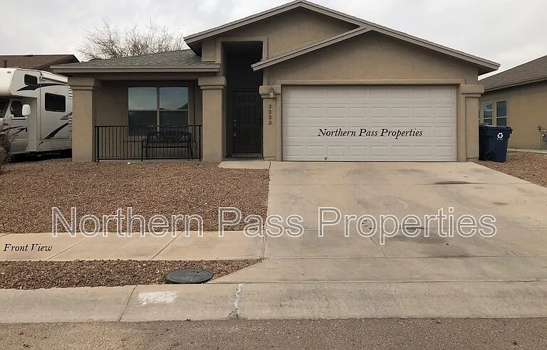 3233 Bell Point Dr — Photo 1