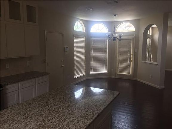 4th image of 2919 Cheverny Dr