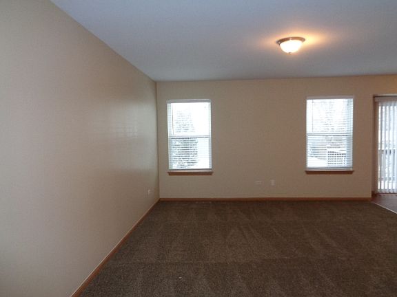 3rd image of 7004 Waterway Ct